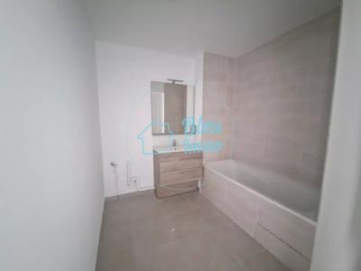 For sale Lunel 4 rooms 83 m2 Herault (34400) photo 4