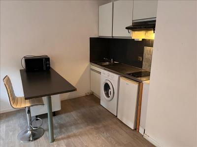 For rent Narbonne 1 room 26 m2 Aude (11100) photo 2