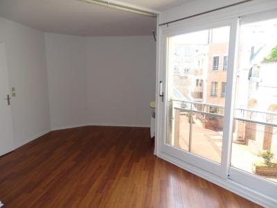 For rent Lille 3 rooms 58 m2 Nord (59000) photo 1