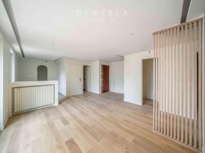 For sale Paris-13eme-arrondissement 4 rooms 79 m2 Paris (75013) photo 2