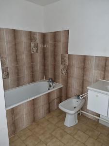 For sale FAC PAUL VALERY   ST ELOY 2 rooms 51 m2 Herault (34000) photo 3