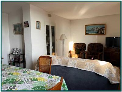 For sale Nimes 3 rooms 68 m2 Gard (30000) photo 3