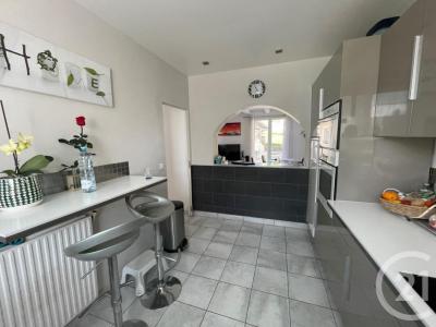 For sale Fontenay-sous-bois 4 rooms 84 m2 Val de Marne (94120) photo 4