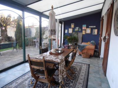 For sale Sauze-vaussais 6 rooms 174 m2 Deux sevres (79190) photo 3