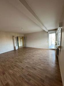 For rent Saint-andre-les-vergers 3 rooms 78 m2 Aube (10120) photo 3