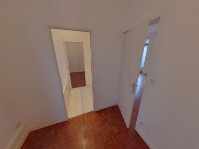 For rent Lyon-2eme-arrondissement 4 rooms 85 m2 Rhone (69002) photo 4