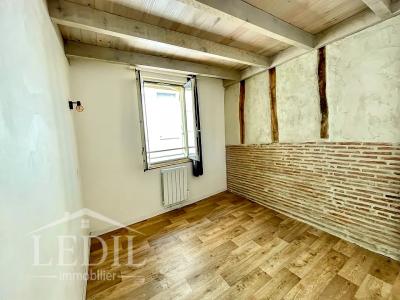 For sale Agen 4 rooms 69 m2 Lot et garonne (47000) photo 4