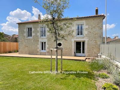 For sale Saint-sauveur-d'aunis 8 rooms 232 m2 Charente maritime (17540) photo 0