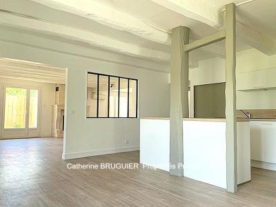 For sale Saint-sauveur-d'aunis 8 rooms 232 m2 Charente maritime (17540) photo 1