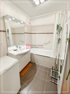 For sale Cambo-les-bains 3 rooms 63 m2 Pyrenees atlantiques (64250) photo 3