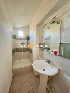 Acheter Appartement Saint-maximin-la-sainte-baume 103000 euros