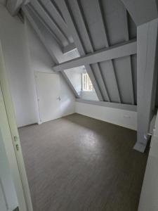 Louer Appartement Saint-florentin 288 euros