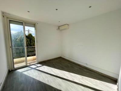 For sale Toulon 7 rooms 131 m2 Var (83200) photo 3