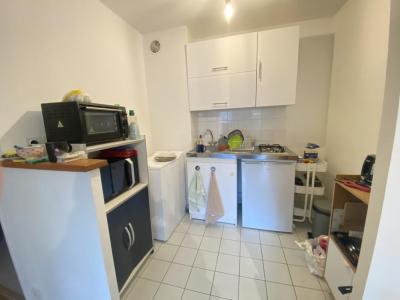 For rent Rennes 2 rooms 46 m2 Ille et vilaine (35000) photo 2