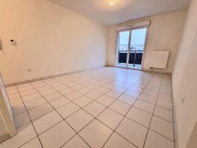 For sale Douai 3 rooms 60 m2 Nord (59500) photo 3