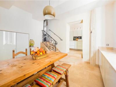 For sale Pezenas 14 rooms 415 m2 Herault (34120) photo 4