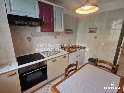 For rent Lyon-8eme-arrondissement 4 rooms 10 m2 Rhone (69008) photo 3