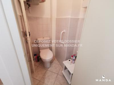 For rent Lyon-8eme-arrondissement 4 rooms 10 m2 Rhone (69008) photo 4