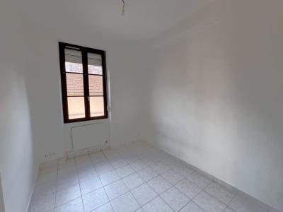 Louer Appartement Villeurbanne 728 euros