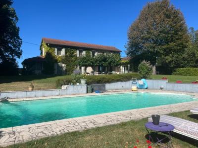 For sale Feurs 8 rooms 226 m2 Loire (42110) photo 0