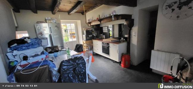 For sale 4 rooms 88 m2 Vendee (85200) photo 1