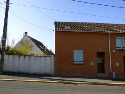 For rent Vemars 2 rooms 59 m2 Val d'Oise (95470) photo 0