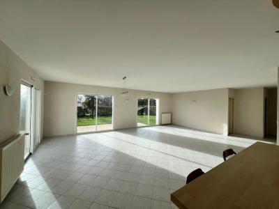 For sale Rocheserviere 5 rooms 111 m2 Vendee (85620) photo 2