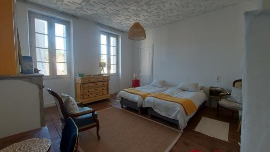 For sale Lamarque 4 rooms 110 m2 Gironde (33460) photo 2