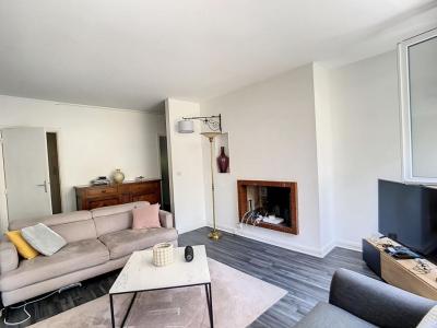 For sale Sceaux 4 rooms 67 m2 Hauts de Seine (92330) photo 2