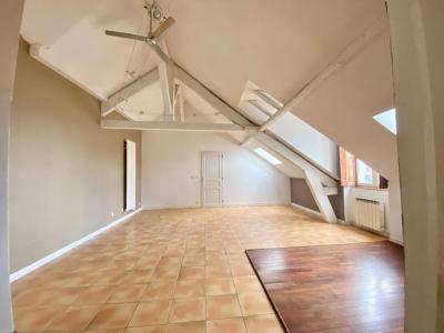 For sale Nantes 4 rooms 114 m2 Loire atlantique (44000) photo 2