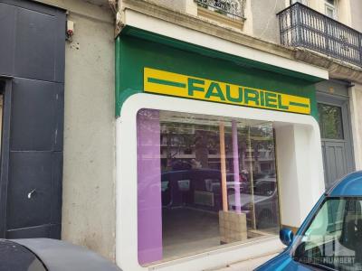 Louer Local commercial 43 m2 Saint-etienne