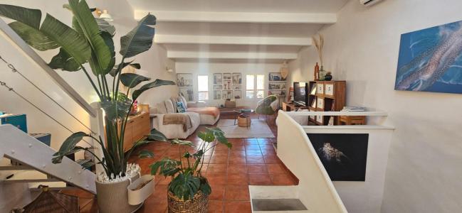 For sale Beausset 6 rooms 160 m2 Var (83330) photo 0