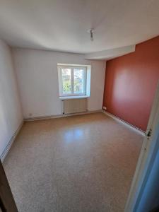 Louer Appartement Fontanes 341 euros