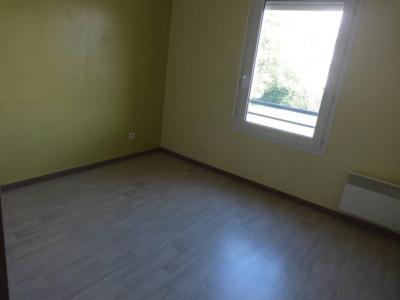 Louer Appartement Val-de-reuil 758 euros