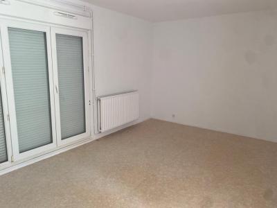 For sale Masny 2 rooms 48 m2 Nord (59176) photo 2