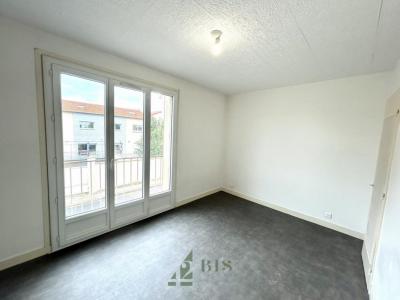 Annonce Location 3 pices Appartement Roanne 42