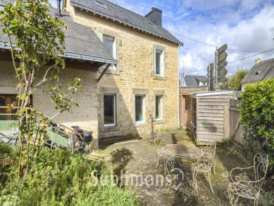 For sale Questembert 5 rooms 135 m2 Morbihan (56230) photo 0