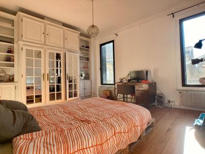 For sale Bordeaux 4 rooms 142 m2 Gironde (33800) photo 4