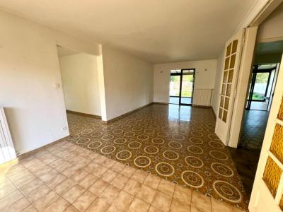 For sale Istres 6 rooms 124 m2 Bouches du Rhone (13800) photo 2