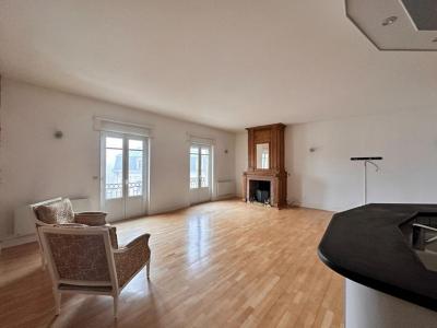 For sale Agen 6 rooms 139 m2 Lot et garonne (47000) photo 4