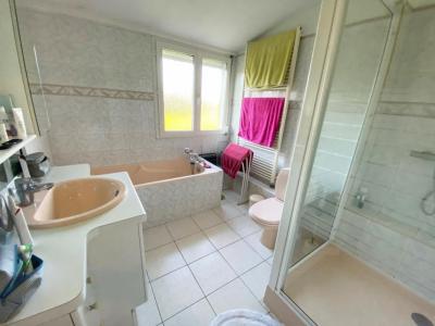 For sale Villeneuve-d'ascq 5 rooms 102 m2 Nord (59491) photo 4