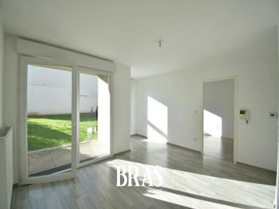 For sale Saint-sebastien-sur-loire 2 rooms 45 m2 Loire atlantique (44230) photo 2