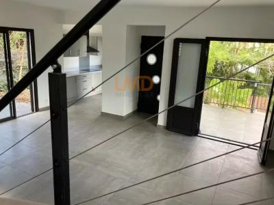 For sale Possession 4 rooms 95 m2 Reunion (97419) photo 1