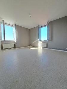 Annonce Location 3 pices Appartement Jas 42