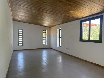 For sale Etang-sale 3 rooms 95 m2 Reunion (97427) photo 4