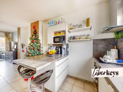 For sale Vitrolles 2 rooms 49 m2 Bouches du Rhone (13127) photo 1