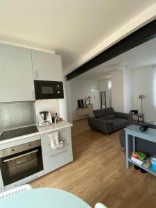 For rent Pessac 1 room 13 m2 Gironde (33600) photo 2