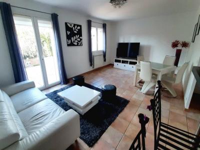 For sale Istres 4 rooms 93 m2 Bouches du Rhone (13800) photo 0