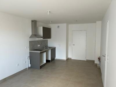 For rent Monteux 2 rooms 39 m2 Vaucluse (84170) photo 2