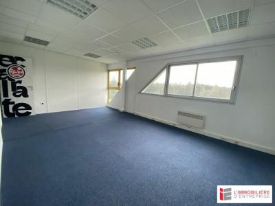 Louer Bureau 113 m2 Montgermont